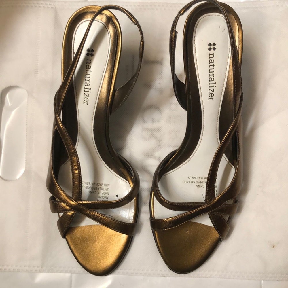 Bronze dress sandal by naturalized